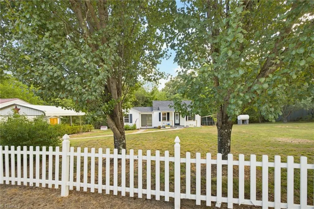 2682 Anglin Mill Road Stoneville, NC 27048