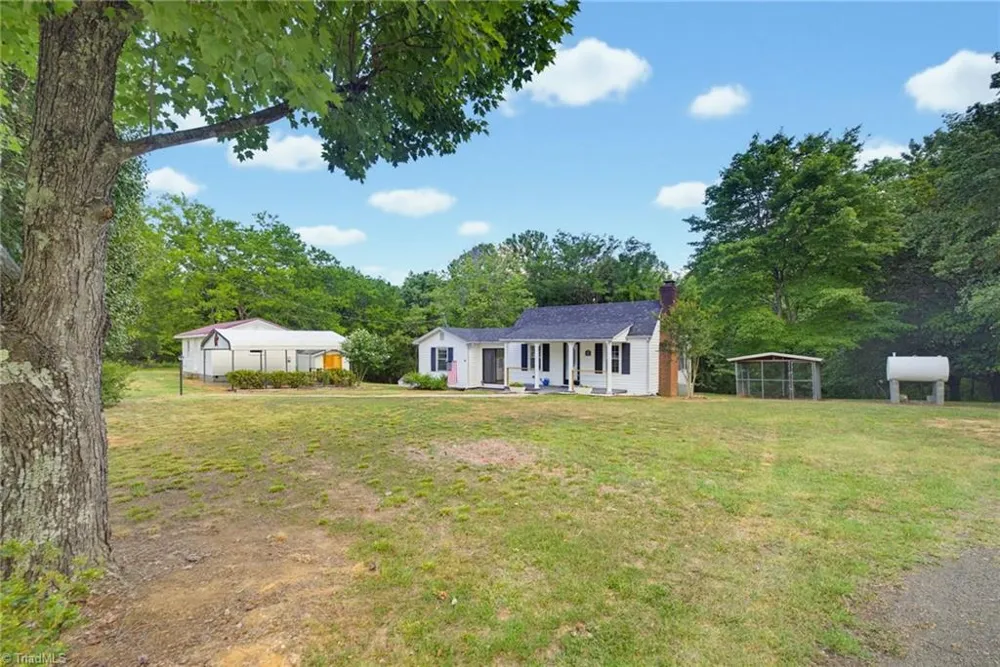 2682 Anglin Mill Road Stoneville, NC 27048