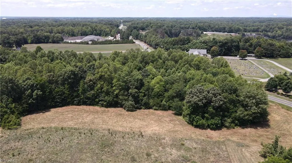 6725 US Highway 158 Stokesdale, NC 27357