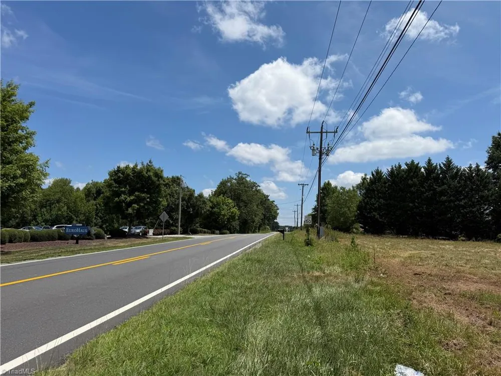 6725 US Highway 158 Stokesdale, NC 27357