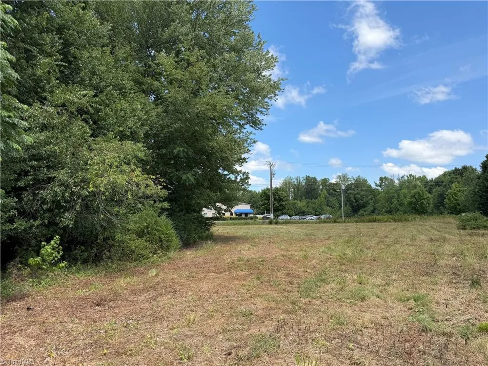6725 US Highway 158 Stokesdale, NC 27357