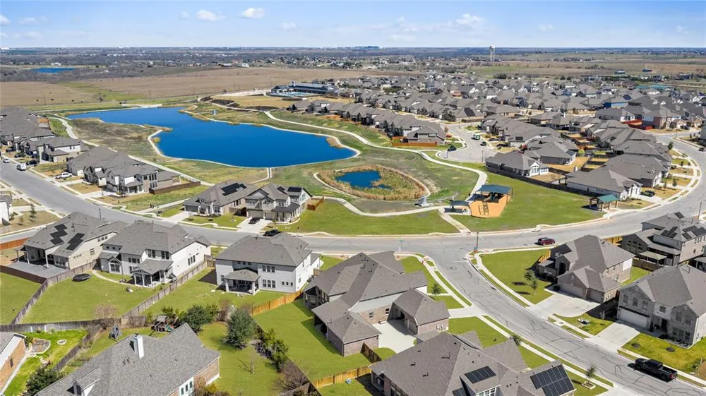 20808 Pinewalk Drive Pflugerville, TX 78660