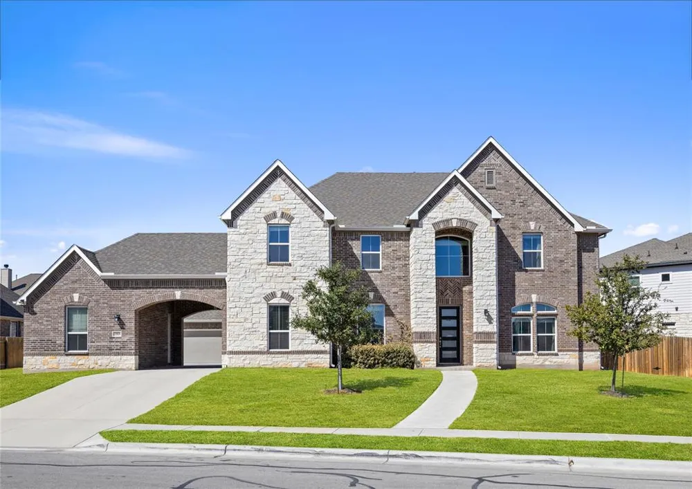 20808 Pinewalk Drive Pflugerville, TX 78660