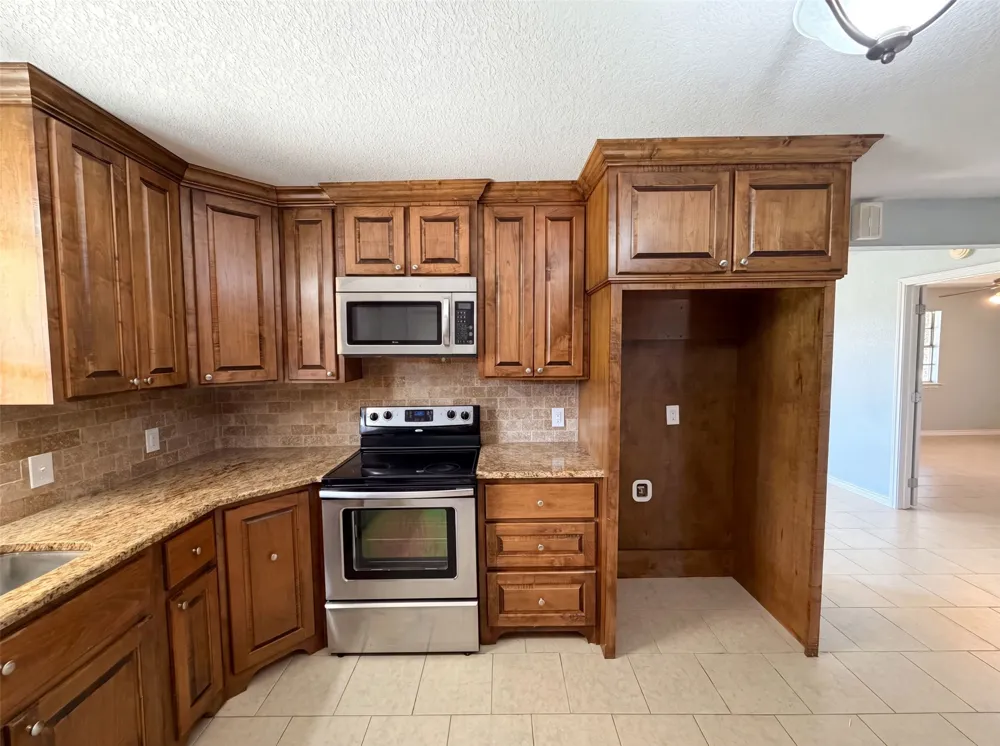 502 Jennings Street Nocona, TX 76255