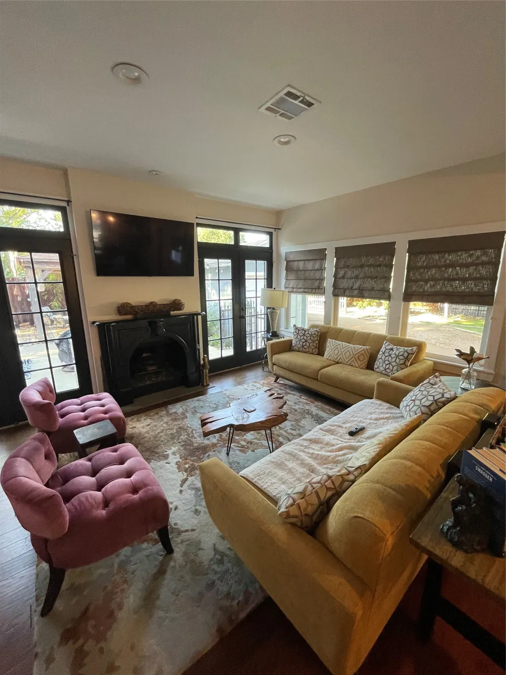 420 E Franklin Street Grapevine, TX 76051