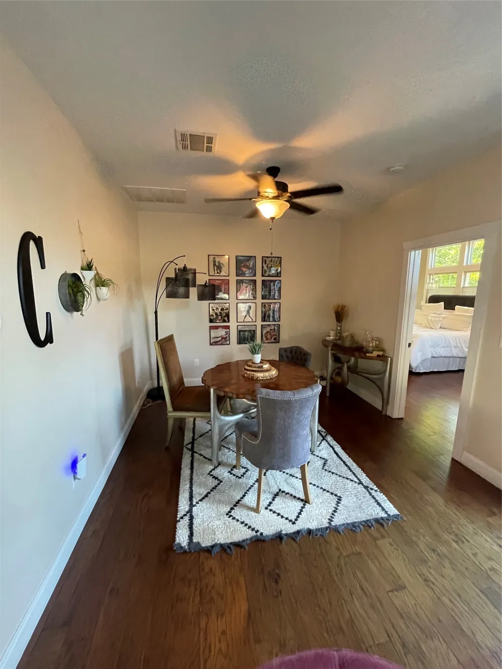 420 E Franklin Street Grapevine, TX 76051