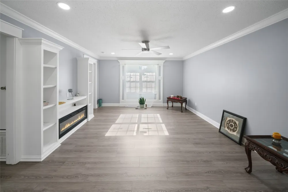 309 Gray Street Henderson, TX 75652