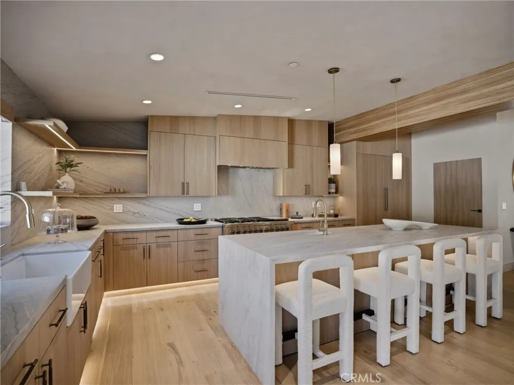 1120 White Sails Way Corona del Mar, CA 92625