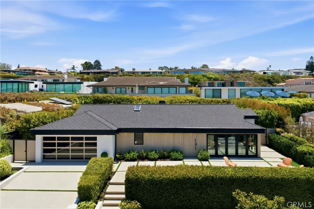1120 White Sails Way Corona del Mar, CA 92625