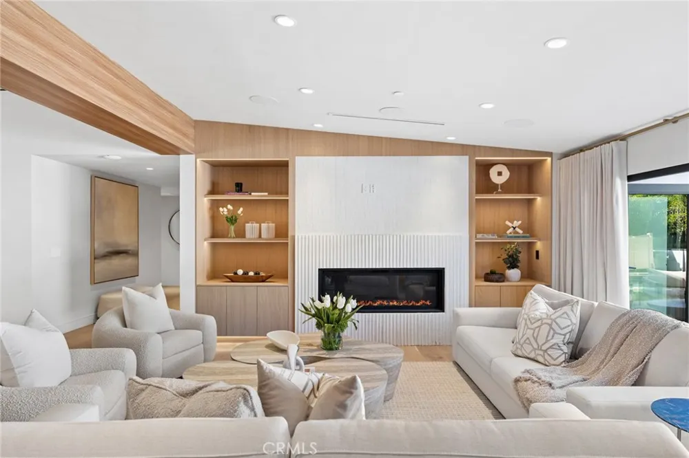 1120 White Sails Way Corona del Mar, CA 92625