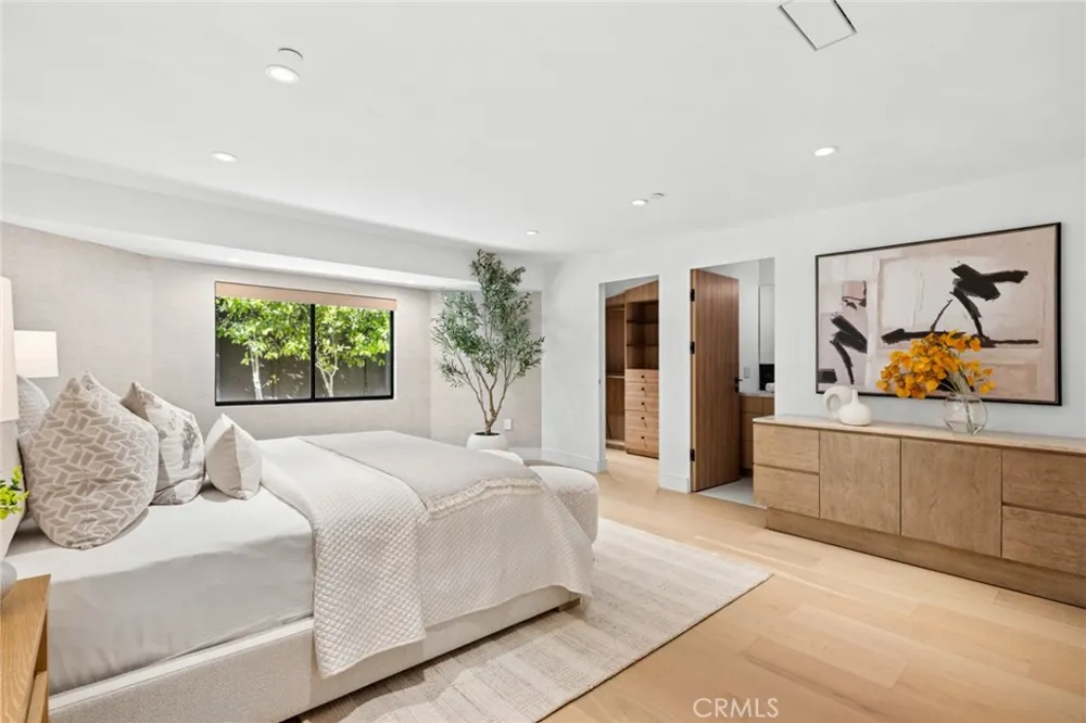 1120 White Sails Way Corona del Mar, CA 92625