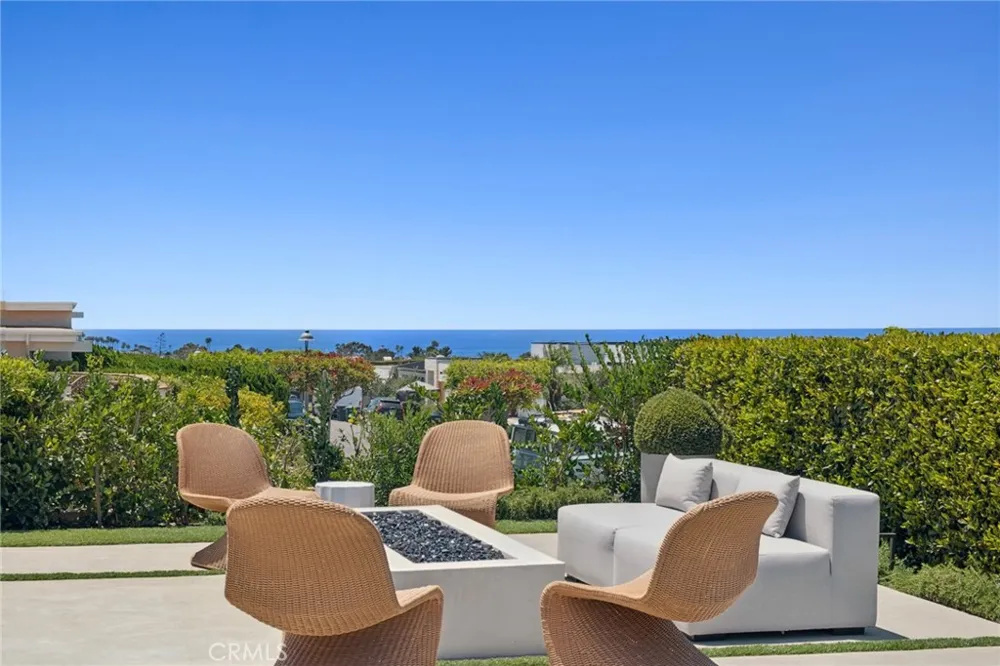 1120 White Sails Way Corona del Mar, CA 92625