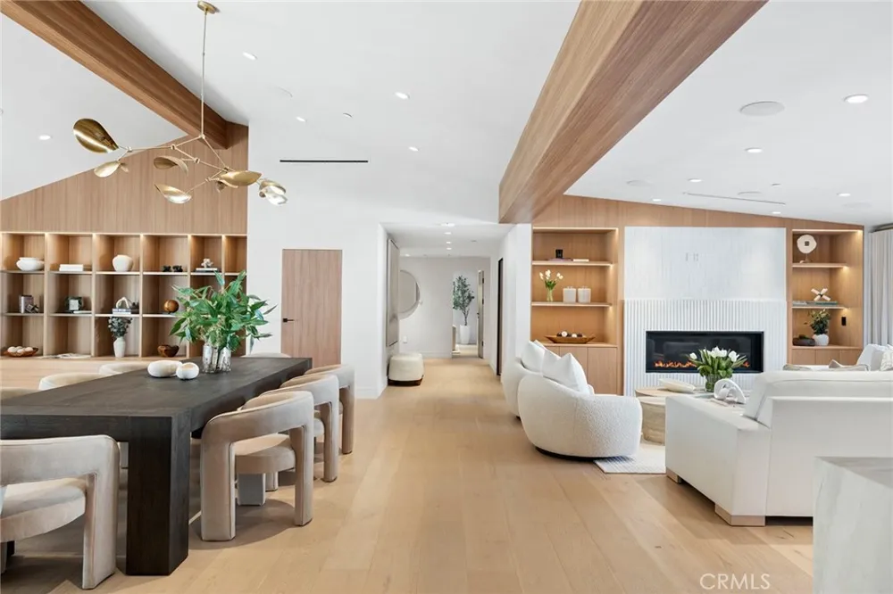 1120 White Sails Way Corona del Mar, CA 92625