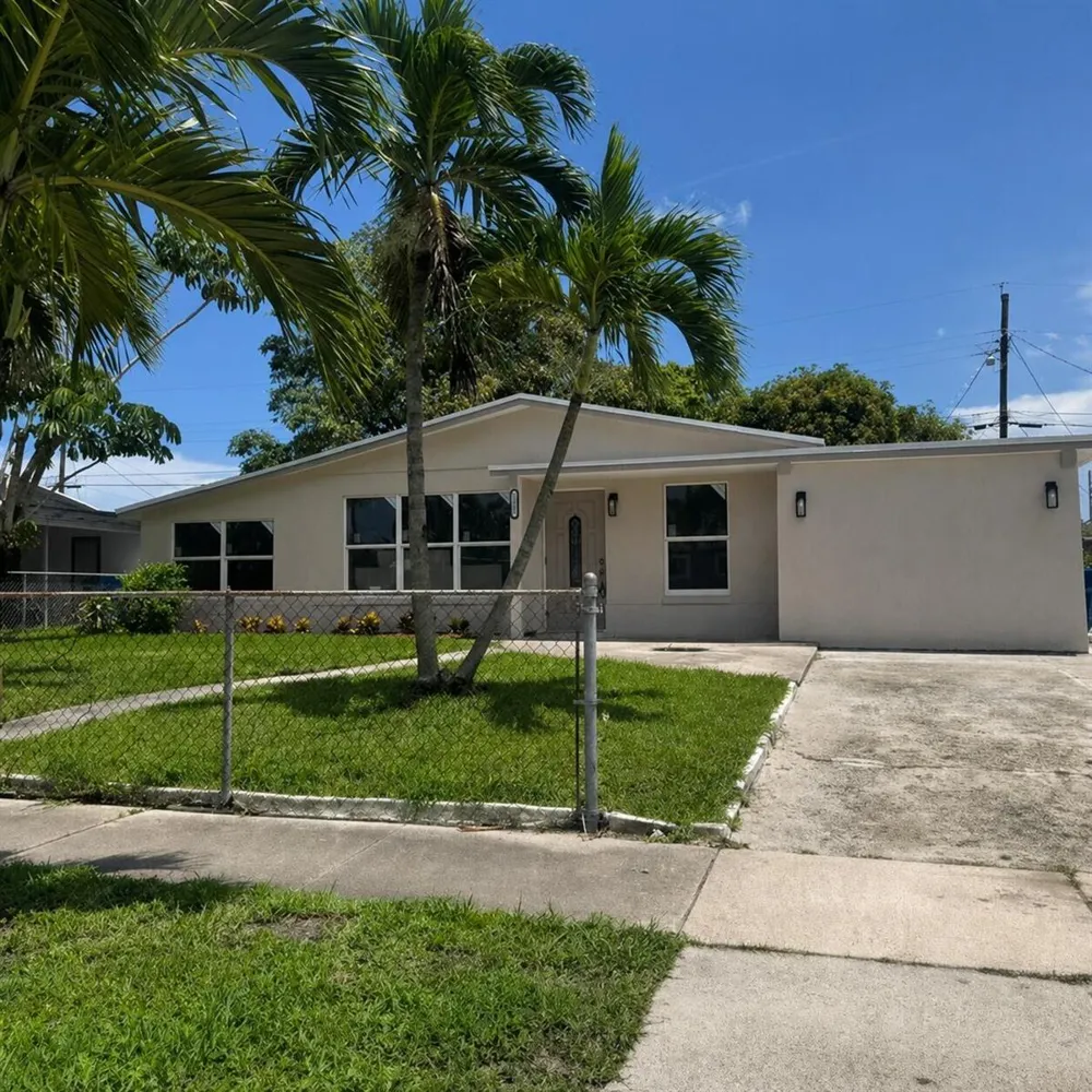 1321 W 3rd Street Riviera Beach, FL 33404