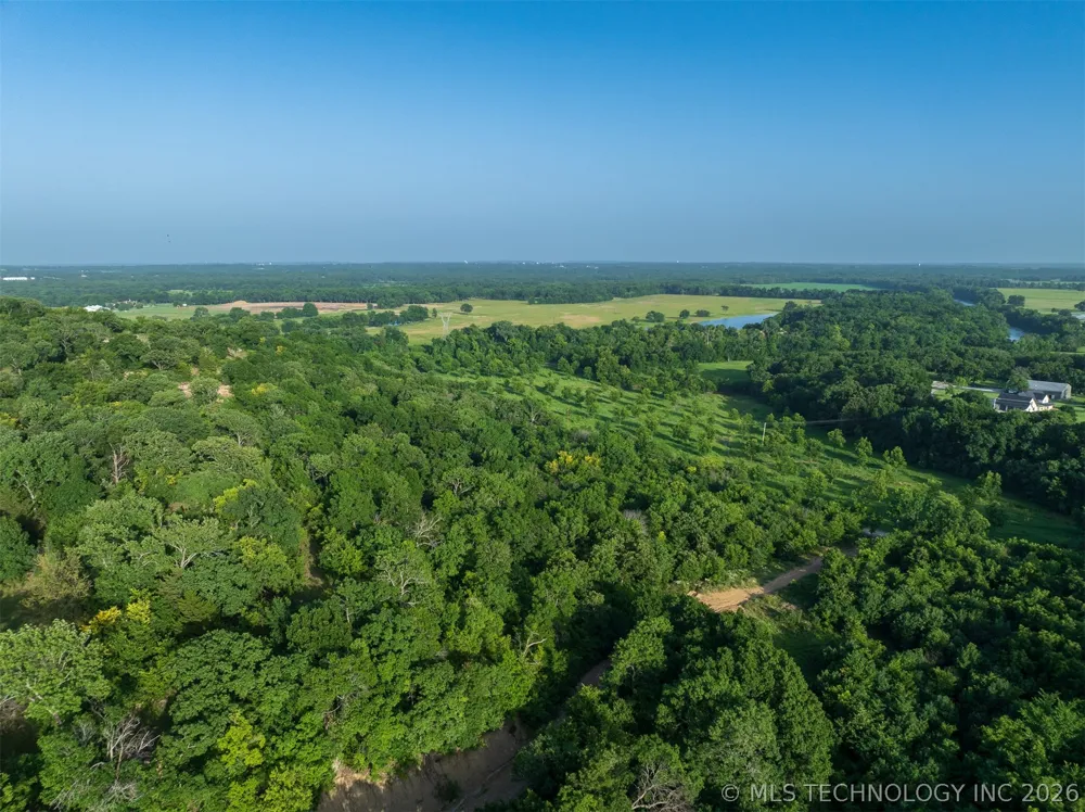 45 S 453 ROAD Claremore, OK 74017