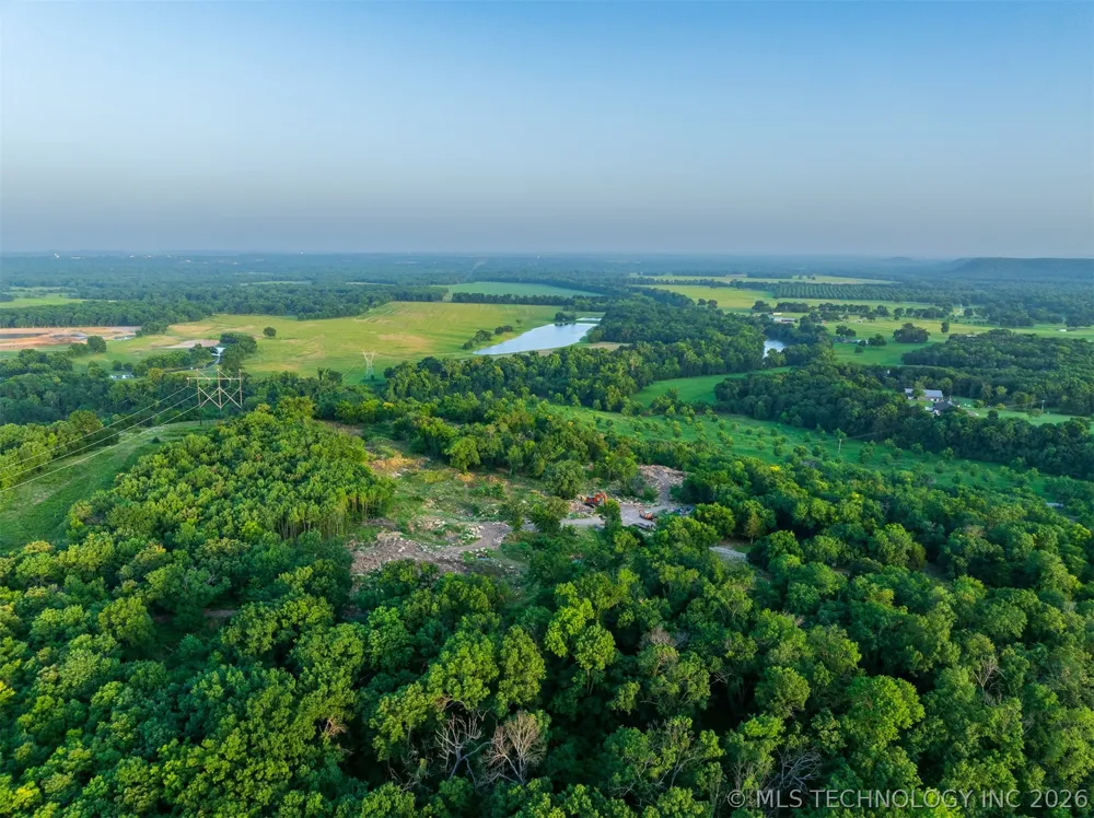 45 S 453 ROAD Claremore, OK 74017