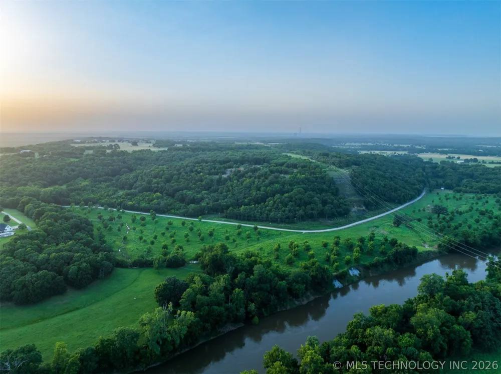 45 S 453 ROAD Claremore, OK 74017
