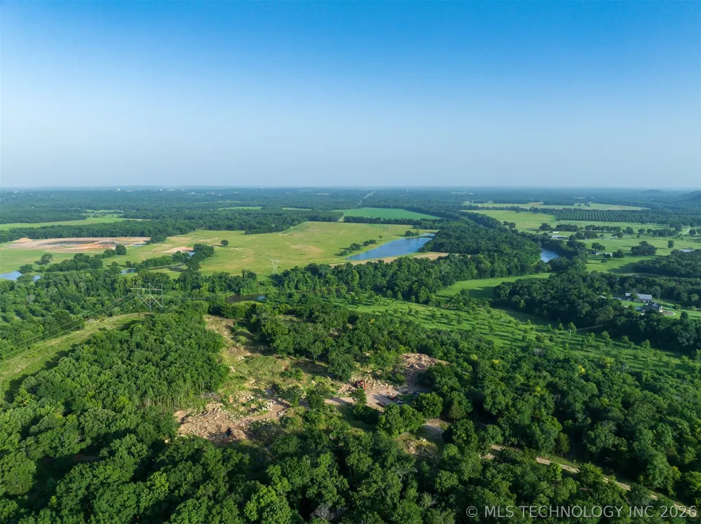 45 S 453 ROAD Claremore, OK 74017