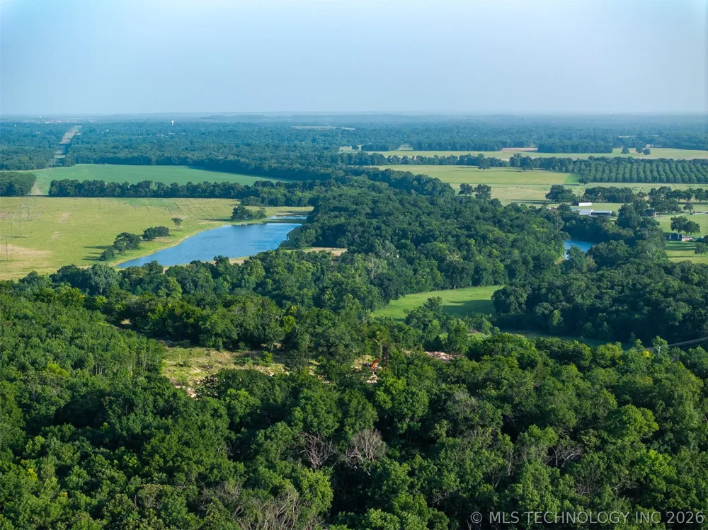45 S 453 ROAD Claremore, OK 74017