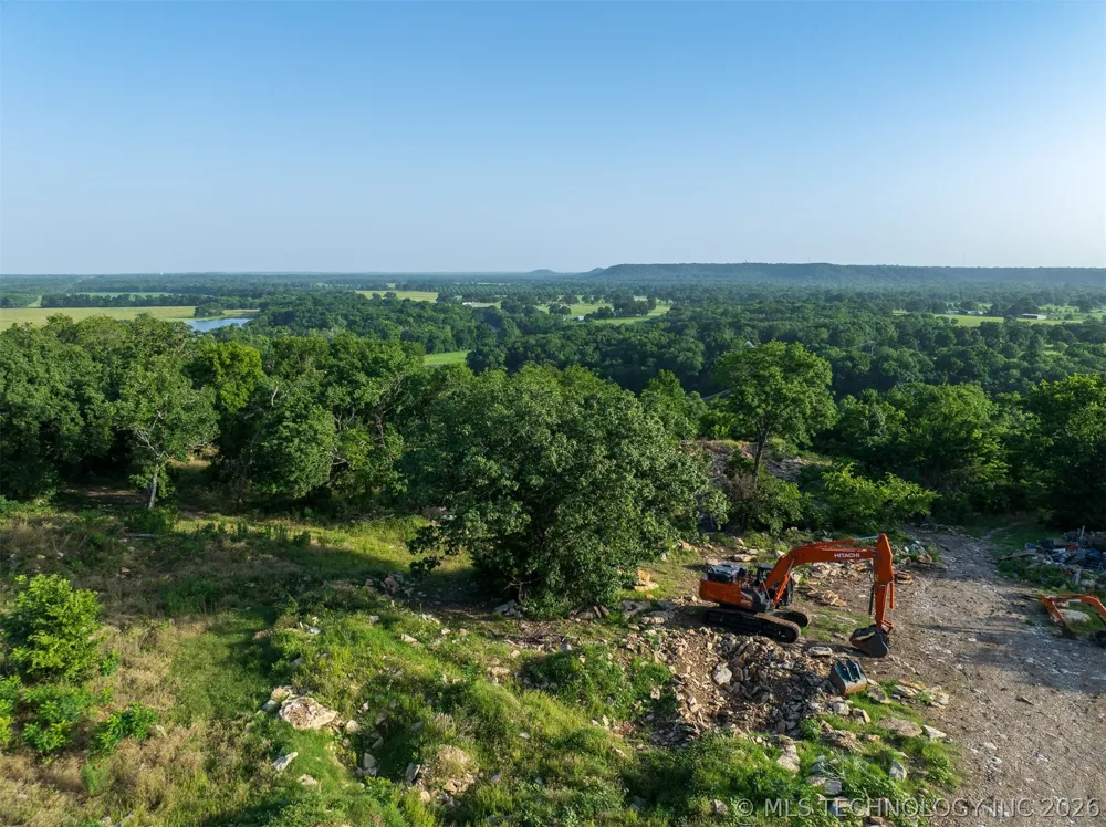 45 S 453 ROAD Claremore, OK 74017