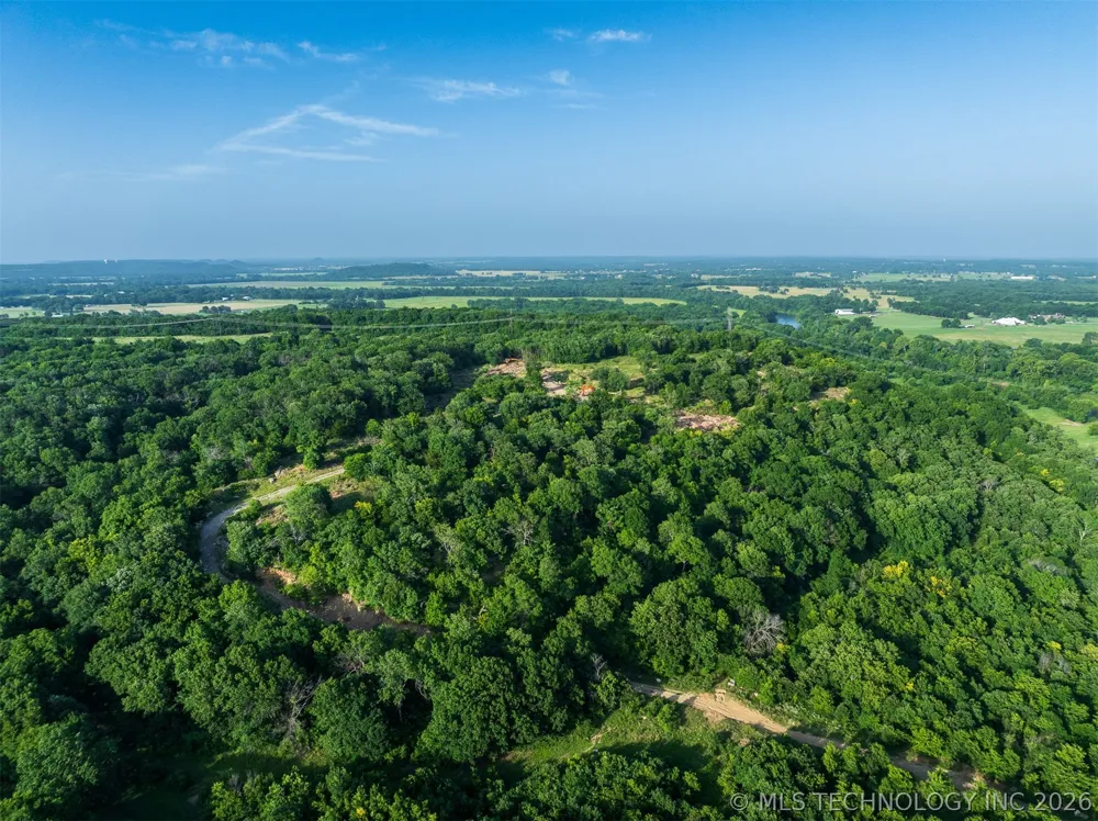 45 S 453 ROAD Claremore, OK 74017