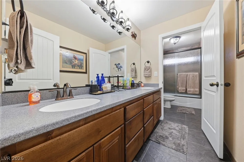 1285 E Embry Avenue Moapa, NV 89025
