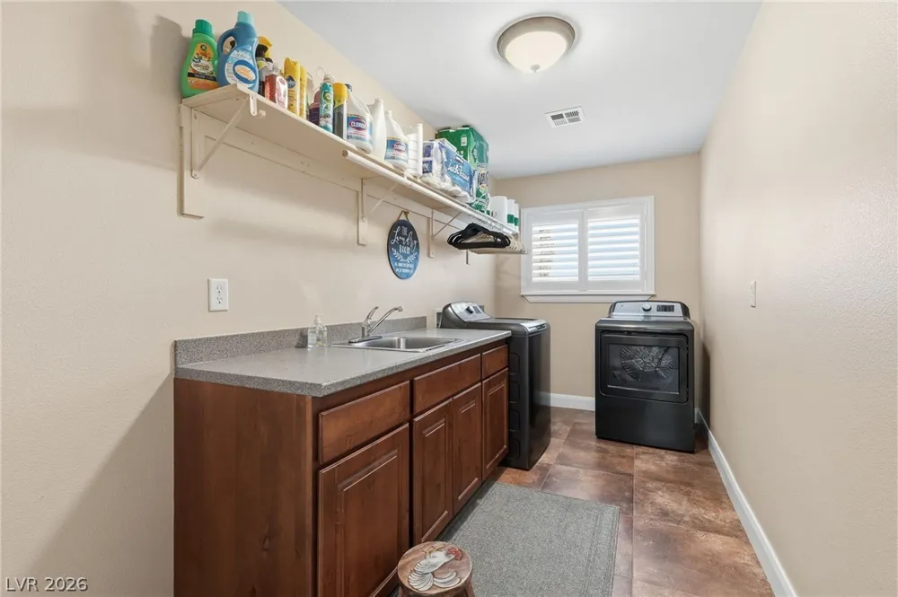 1285 E Embry Avenue Moapa, NV 89025