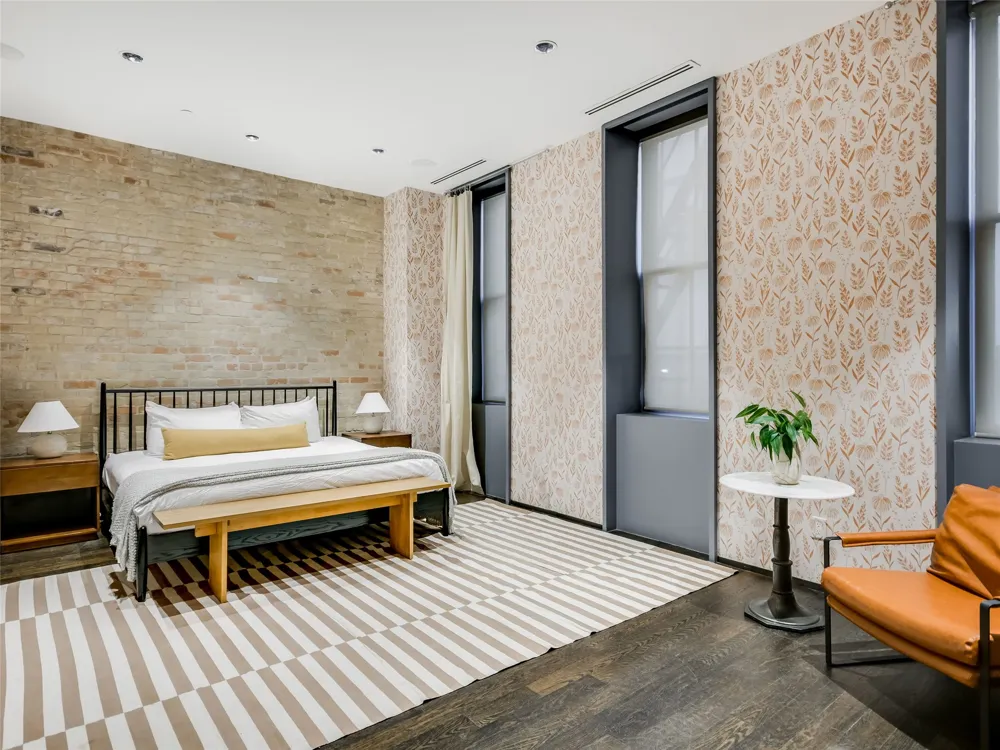 811 Congress Avenue Austin, TX 78701