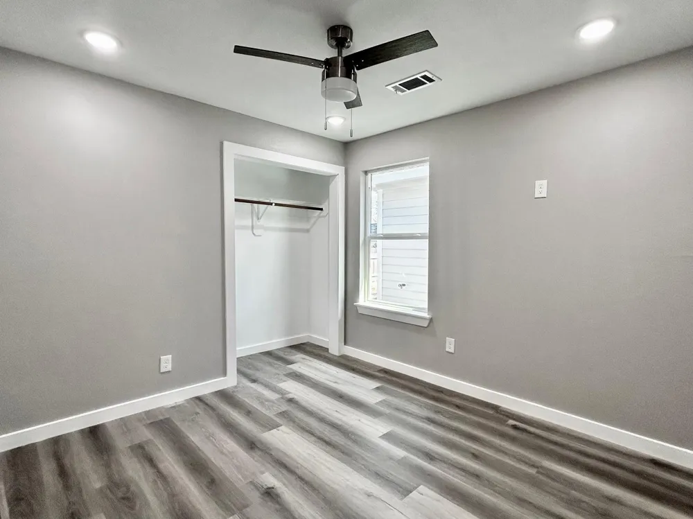 4103 Coon St Bacliff, TX 77518