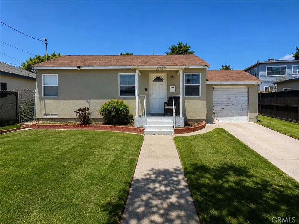 2345 W Cameron Long Beach, CA 90810