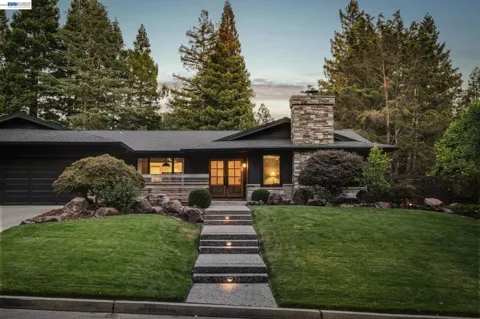 2170 Deer Oak Way
