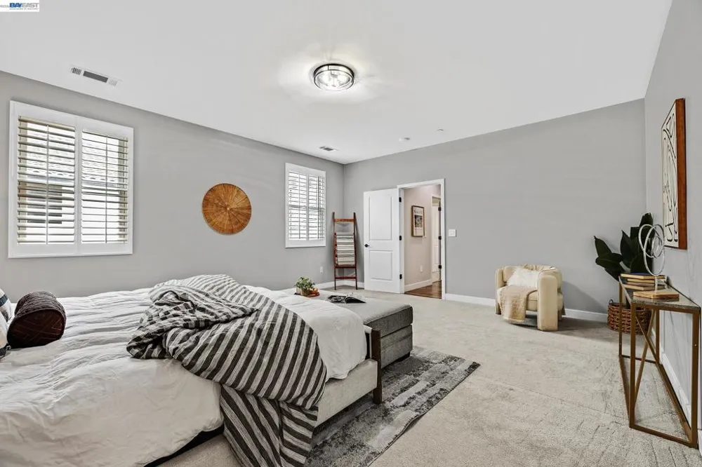 1920 Willow St Alameda, CA 94501
