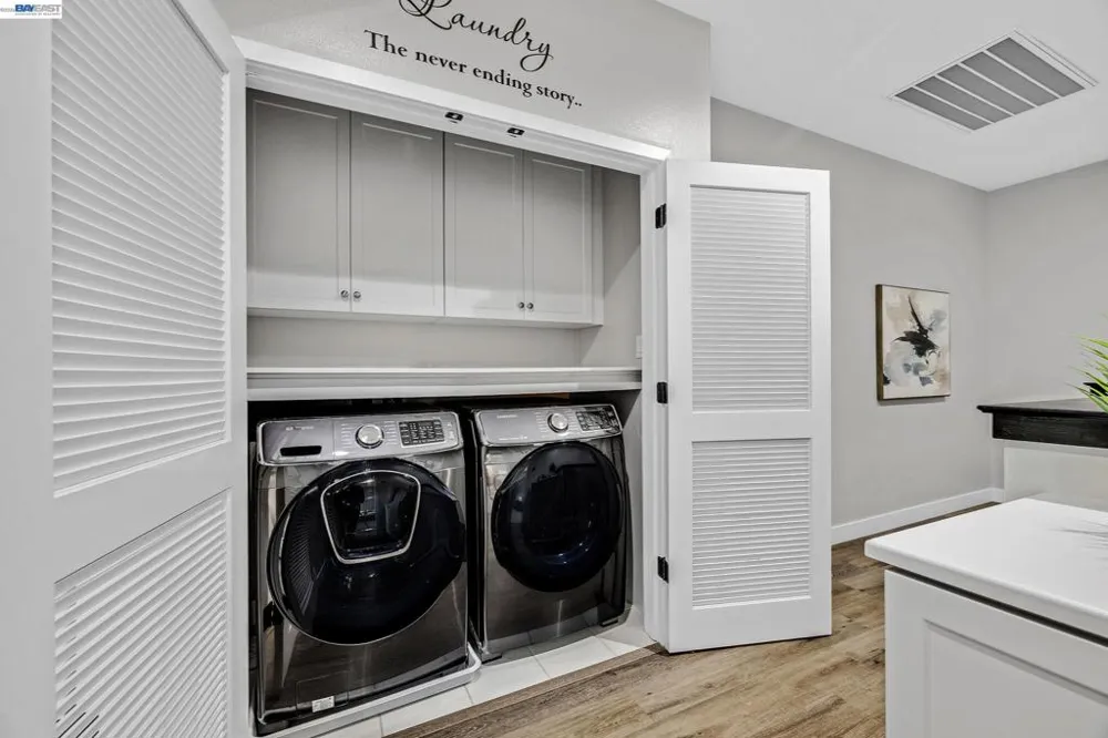 1920 Willow St Alameda, CA 94501