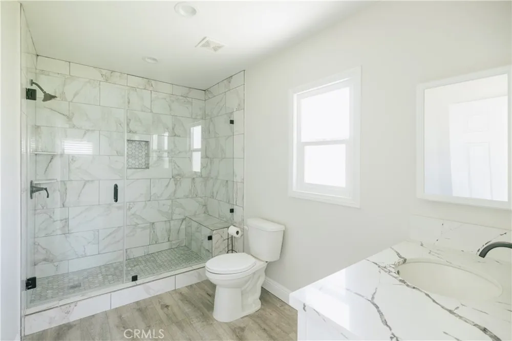 1127 Turning Bend Claremont, CA 91711
