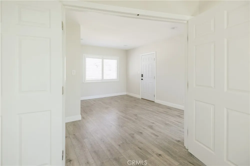1127 Turning Bend Claremont, CA 91711