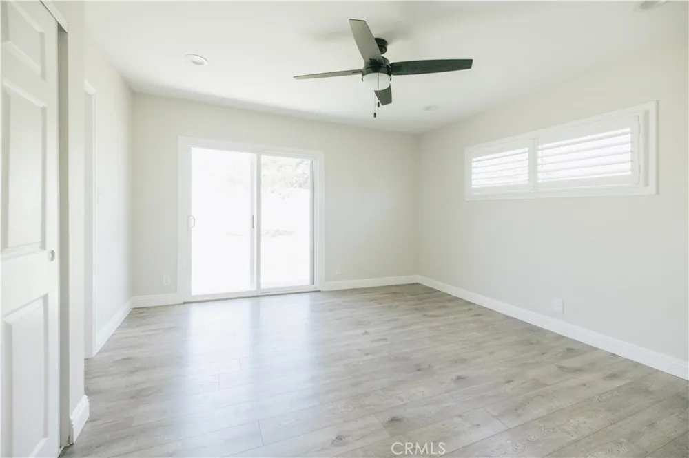 1127 Turning Bend Claremont, CA 91711
