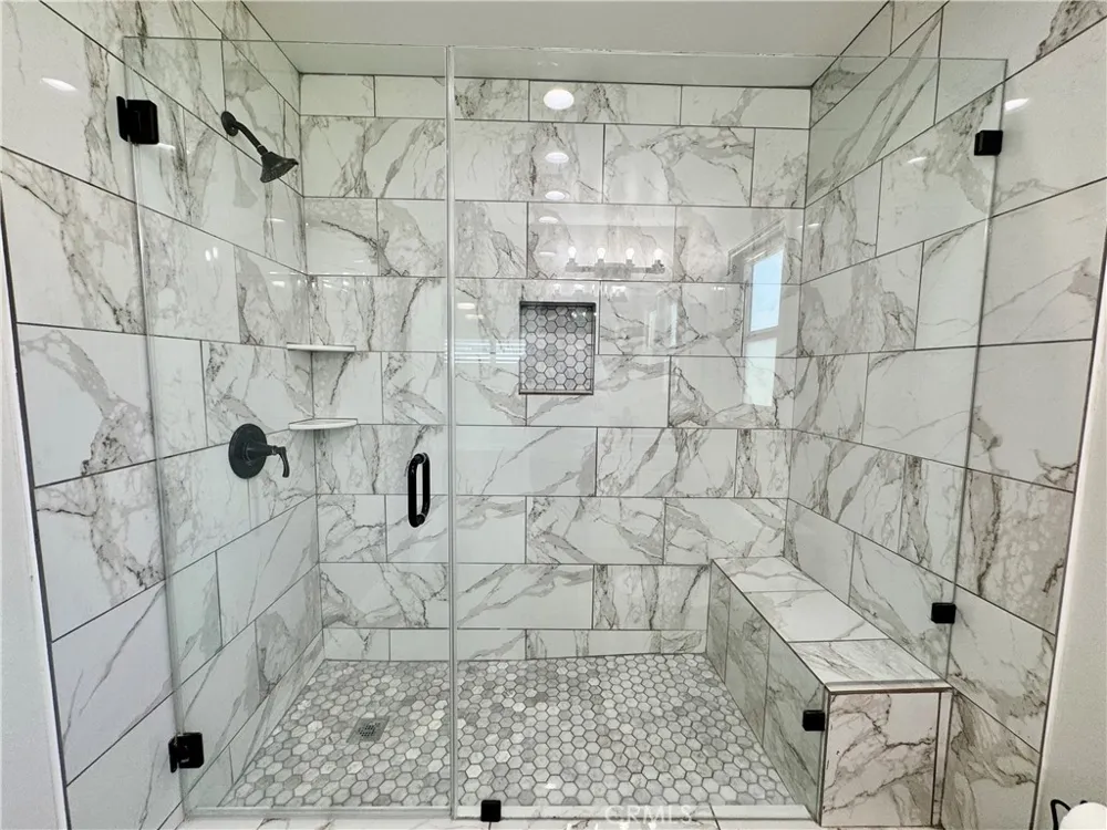1127 Turning Bend Claremont, CA 91711