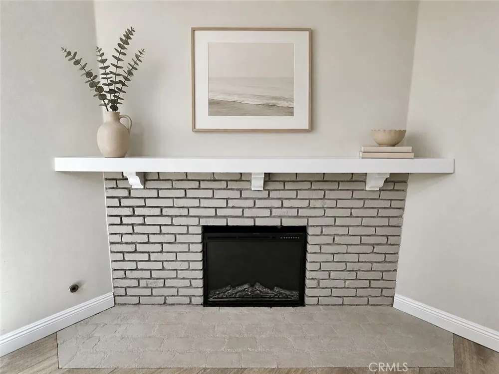 1127 Turning Bend Claremont, CA 91711