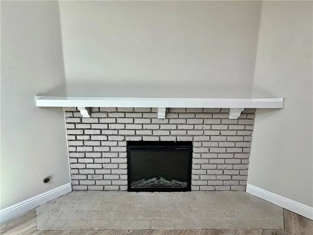 1127 Turning Bend Claremont, CA 91711
