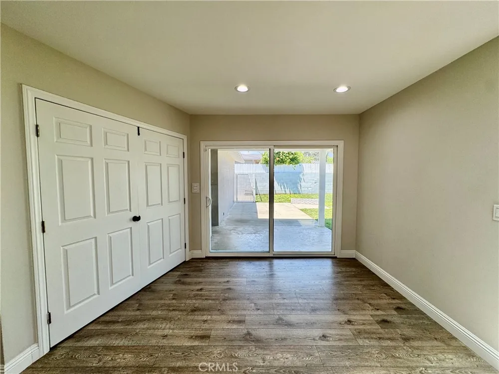 1127 Turning Bend Claremont, CA 91711