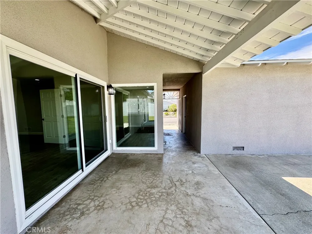 1127 Turning Bend Claremont, CA 91711