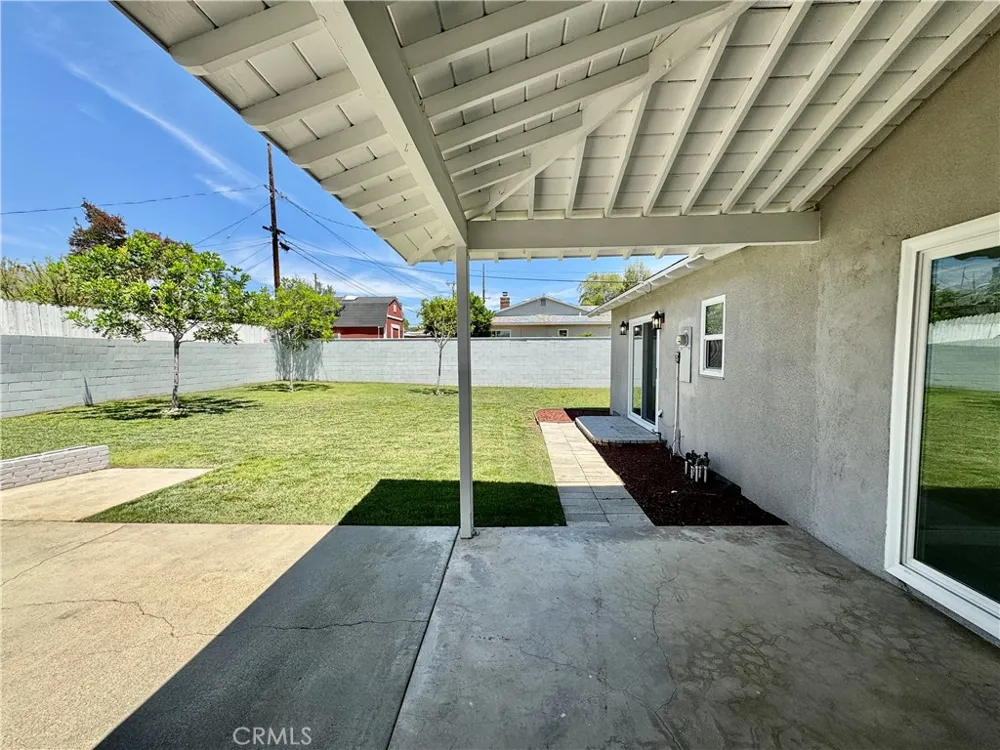 1127 Turning Bend Claremont, CA 91711