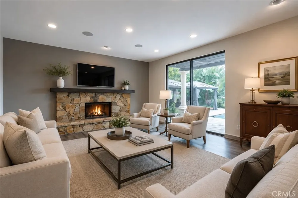 4422 Alta Tupelo Calabasas, CA 91302