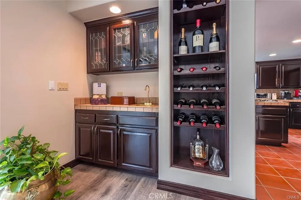 4422 Alta Tupelo Calabasas, CA 91302
