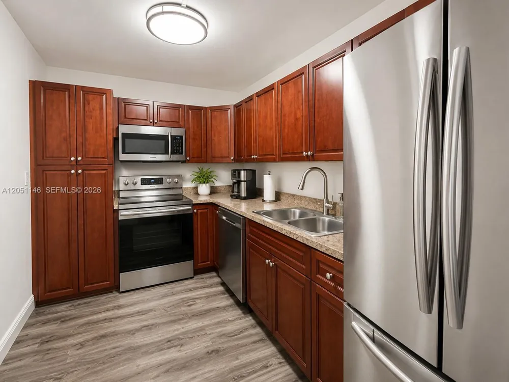 1400 Saint Charles Pl #217 Pembroke Pines, FL 33026