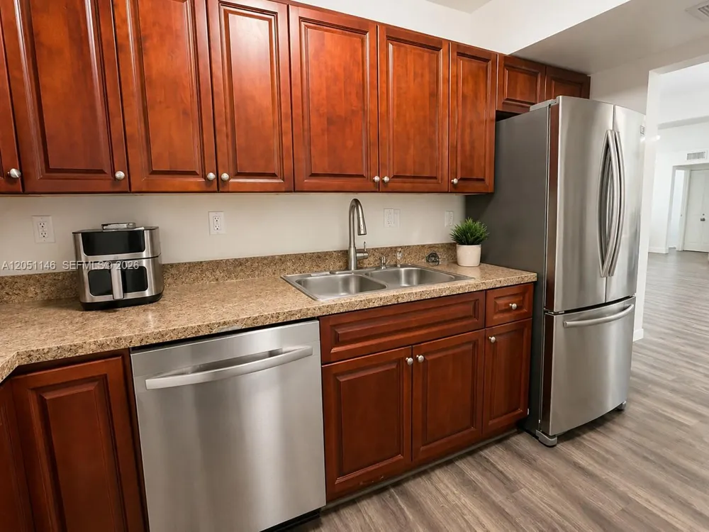 1400 Saint Charles Pl #217 Pembroke Pines, FL 33026