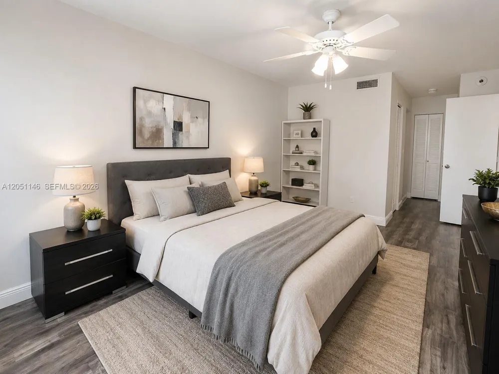 1400 Saint Charles Pl #217 Pembroke Pines, FL 33026