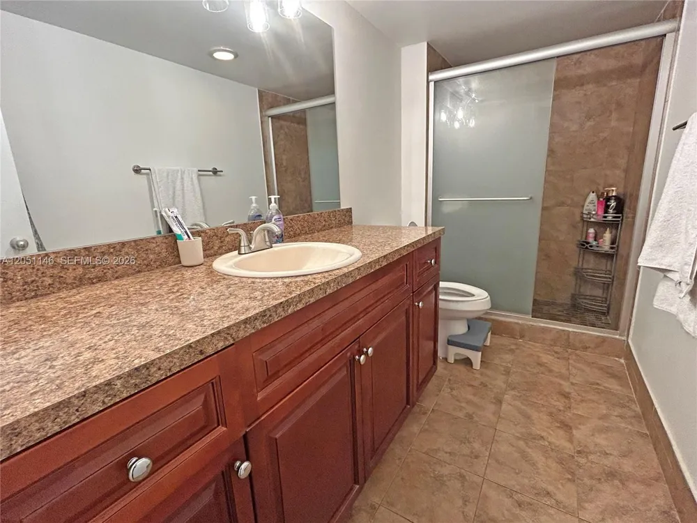 1400 Saint Charles Pl #217 Pembroke Pines, FL 33026