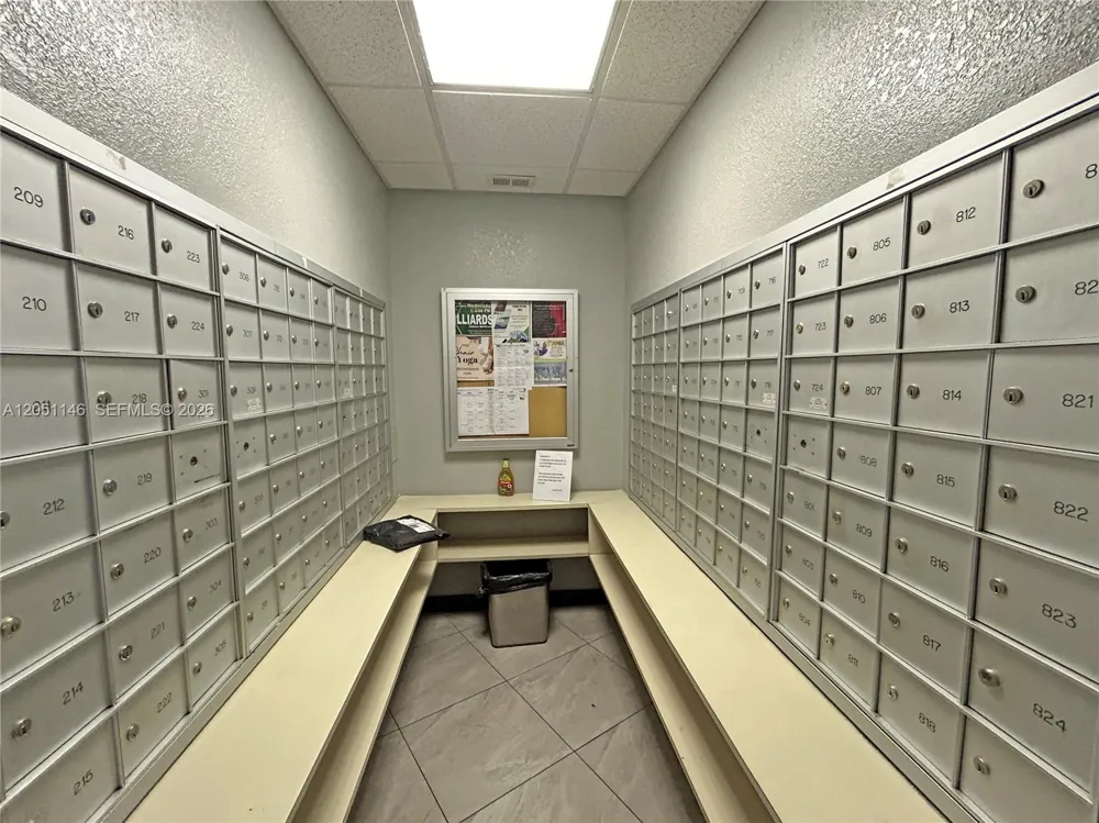 1400 Saint Charles Pl #217 Pembroke Pines, FL 33026