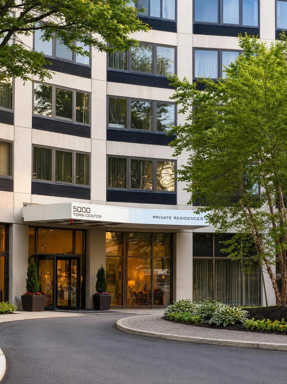 5000 Town Center #908 Southfield, MI 48075